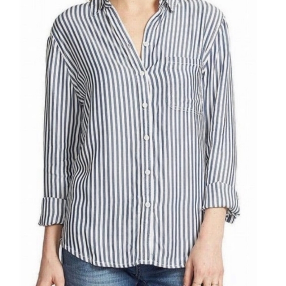 beachlunchlounge Tops - Beach Lunch Lounge Blue Striped Blouse